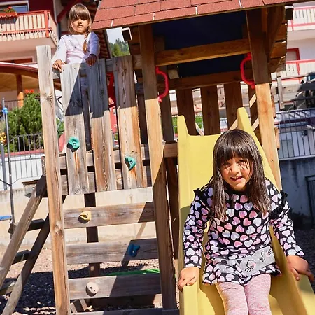 Family Andes - Only For Family 4*